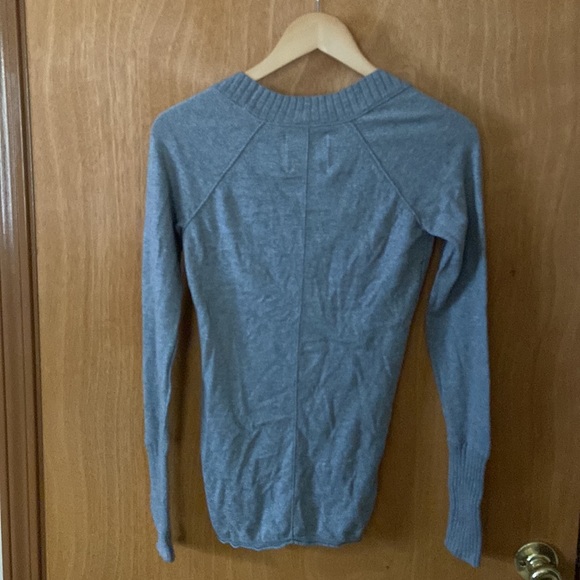 Small/Gray v-neck sweater. Soft material 🥰 - Picture 3 of 3